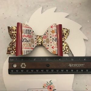 Little miss new year bow